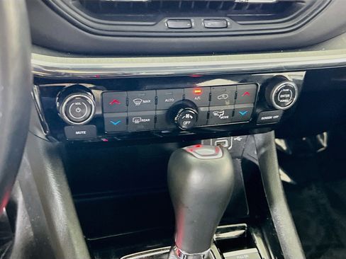 Used 2022 Jeep Compass High Altitude AWD/4WD image 16