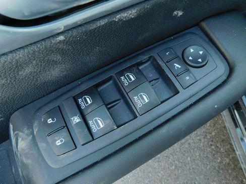 New 2026 Chrysler Pacifica Limited w/ S Appearance Package image 26