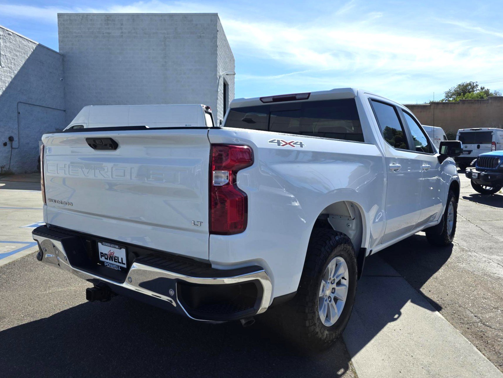 Used 2025 Chevrolet Silverado 1500 LT w/ Safety Package AWD/4WD image 6