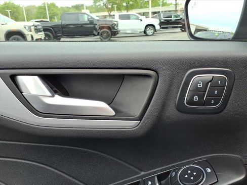 Used 2025 Ford Escape Platinum AWD/4WD image 15