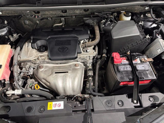 Used 2018 Toyota RAV4 LE w/ All Weather Liner Package AWD/4WD image 26