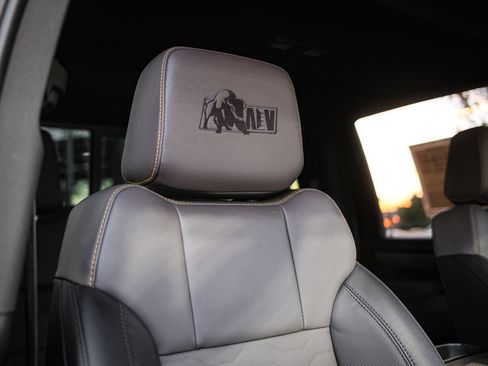 Used 2024 Chevrolet Silverado 2500 ZR2 w/ ZR2 Bison Edition image 34