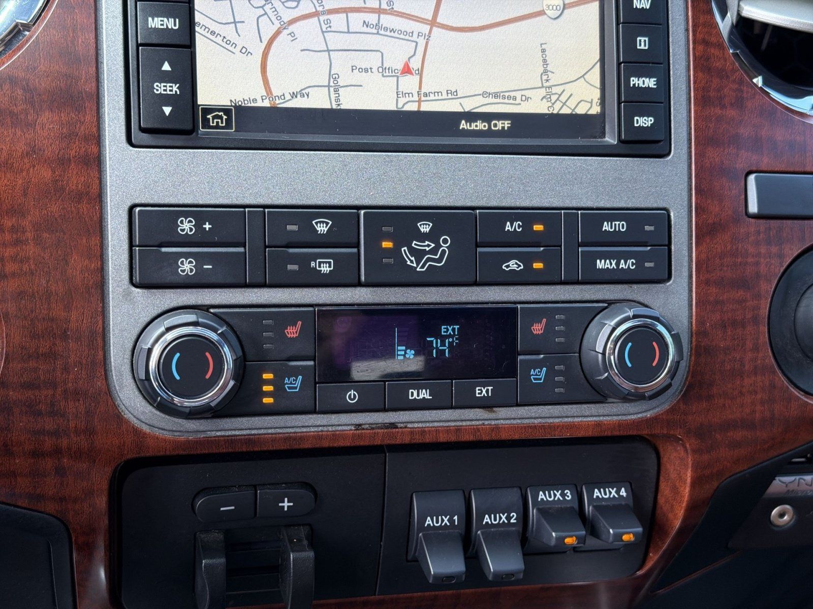 Used 2012 Ford F450 King Ranch w/ King Ranch w/Chrome Pkg AWD/4WD image 21