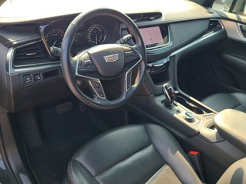 Used 2022 Cadillac XT5 Premium Luxury AWD/4WD image 14