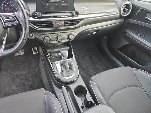 Used 2020 Kia Forte GT-Line w/ GT-Line Premium Package image 20