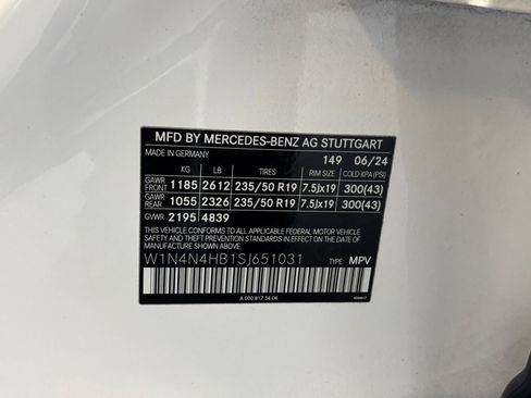 Used 2025 Mercedes-Benz GLA 250 4MATIC image 30