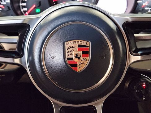 Used 2018 Porsche 911 Carrera RWD image 49