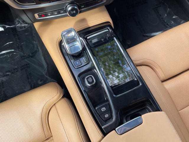 Certified 2024 Volvo S90 T8 Ultimate w/ Lounge Package AWD/4WD image 23