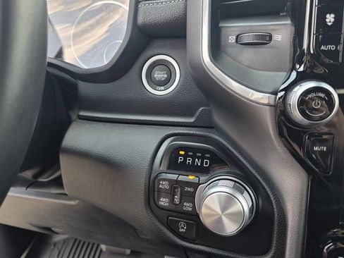 Used 2023 RAM 1500 Laramie AWD/4WD image 15