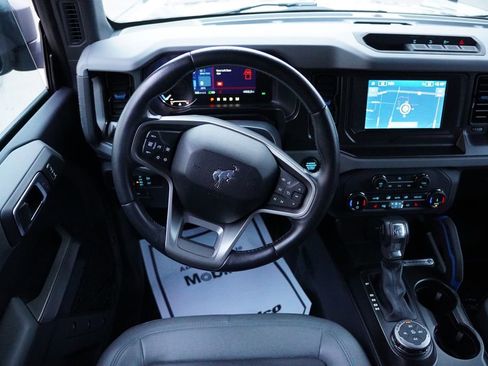 Used 2022 Ford Bronco Black Diamond AWD/4WD image 19