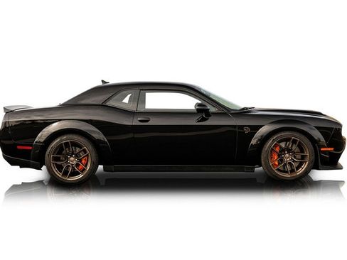 Used 2021 Dodge Challenger SRT Hellcat image 2