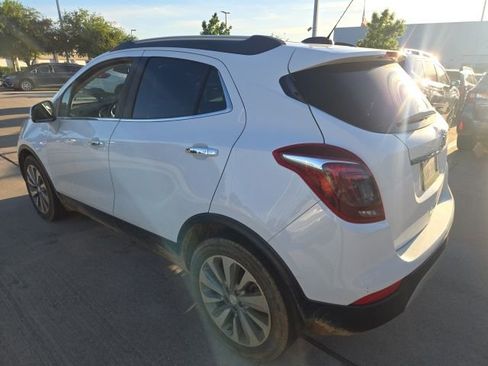 Used 2018 Buick Encore Preferred image 4