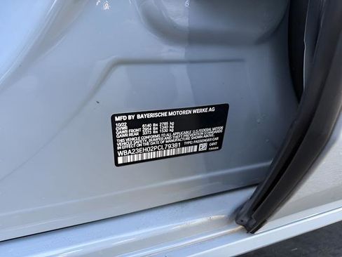 Used 2023 BMW 740i w/ Parking Assistance Package image 32