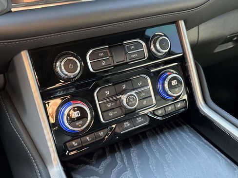 Certified 2024 GMC Yukon XL Denali w/ Advanced Technology Package image 13