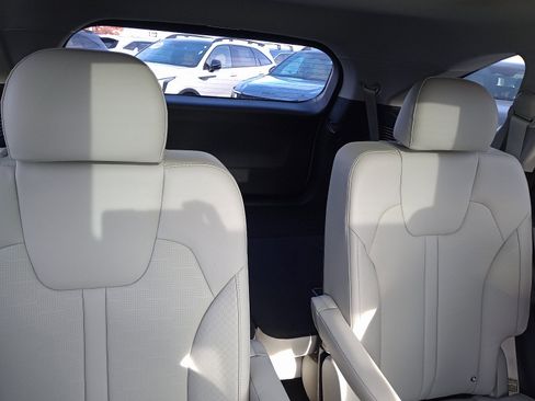 Certified 2025 Kia Sorento X-Line EX image 8