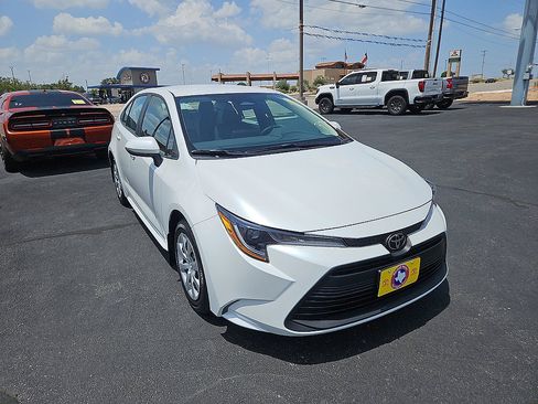 Certified 2026 Toyota Corolla LE FWD image 7