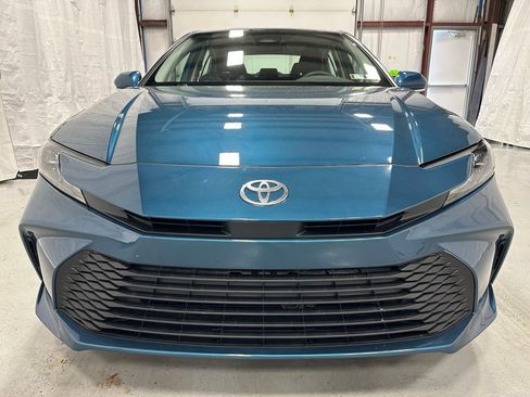 Used 2026 Toyota Camry LE image 2