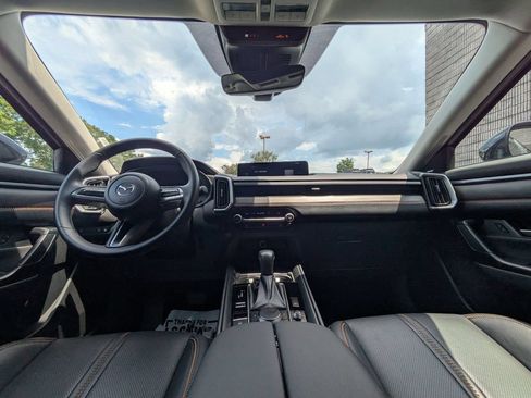 Used 2025 MAZDA CX-50 AWD 2.5 Hybrid w/ Premium Pkg image 26