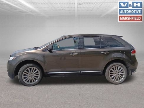 Used 2011 Lincoln MKX AWD w/ 102A Rapid Spec Order Code image 7