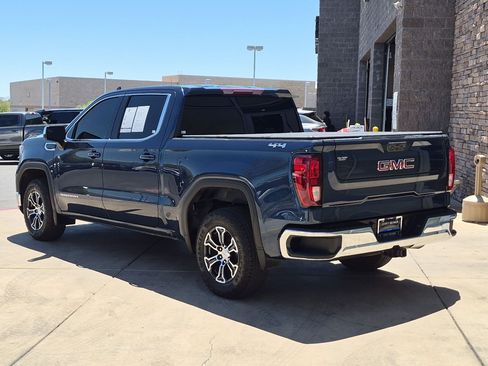 Certified 2022 GMC Sierra 1500 SLE AWD/4WD image 3