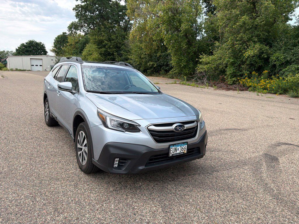 Used 2020 Subaru Outback Premium w/ Popular Package #1 AWD/4WD image 9