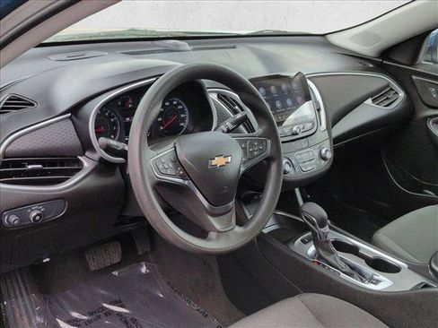 Used 2024 Chevrolet Malibu LT FWD image 10