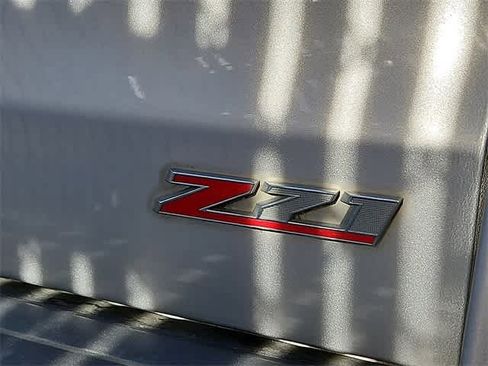 Certified 2019 Chevrolet Tahoe LT w/ Luxury Package image 5