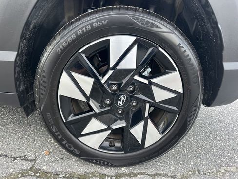 Used 2025 Hyundai Kona SEL image 27