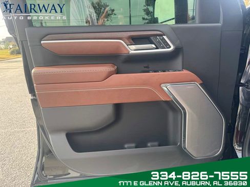 Used 2025 GMC Sierra 2500 Denali Ultimate image 27