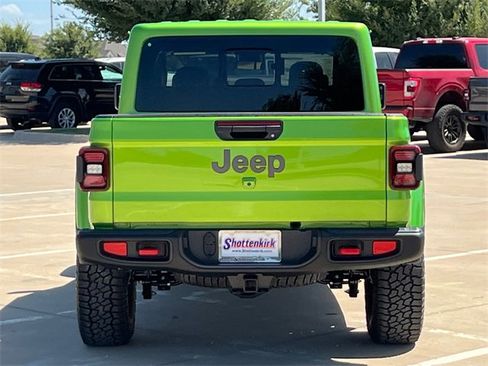 New 2025 Jeep Gladiator Rubicon w/ Convenience Group image 6