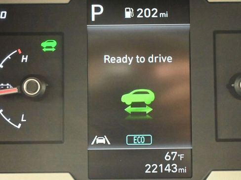 Used 2023 Hyundai Tucson Blue AWD/4WD image 16