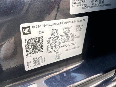 Used 2024 Chevrolet Silverado 1500 LT AWD/4WD image 14