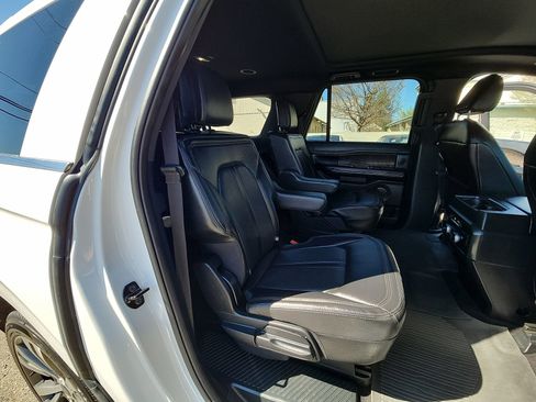 Used 2021 Ford Expedition Max Limited image 29