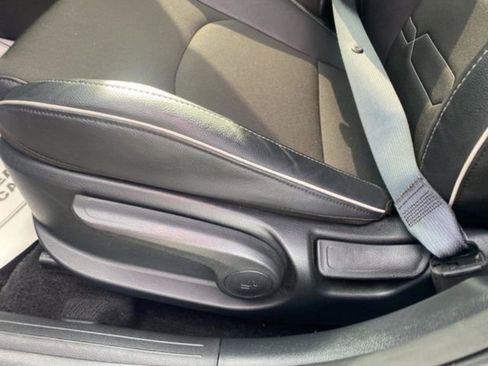 Used 2024 Kia Forte GT-Line FWD image 16
