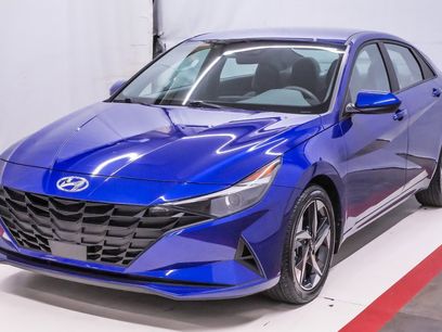 Certified 2023 Hyundai Elantra SEL w/ Convenience Package