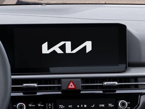 New 2026 Kia Sportage EX AWD/4WD image 25