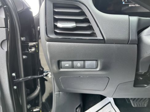 New 2026 Nissan Sentra SV FWD image 30