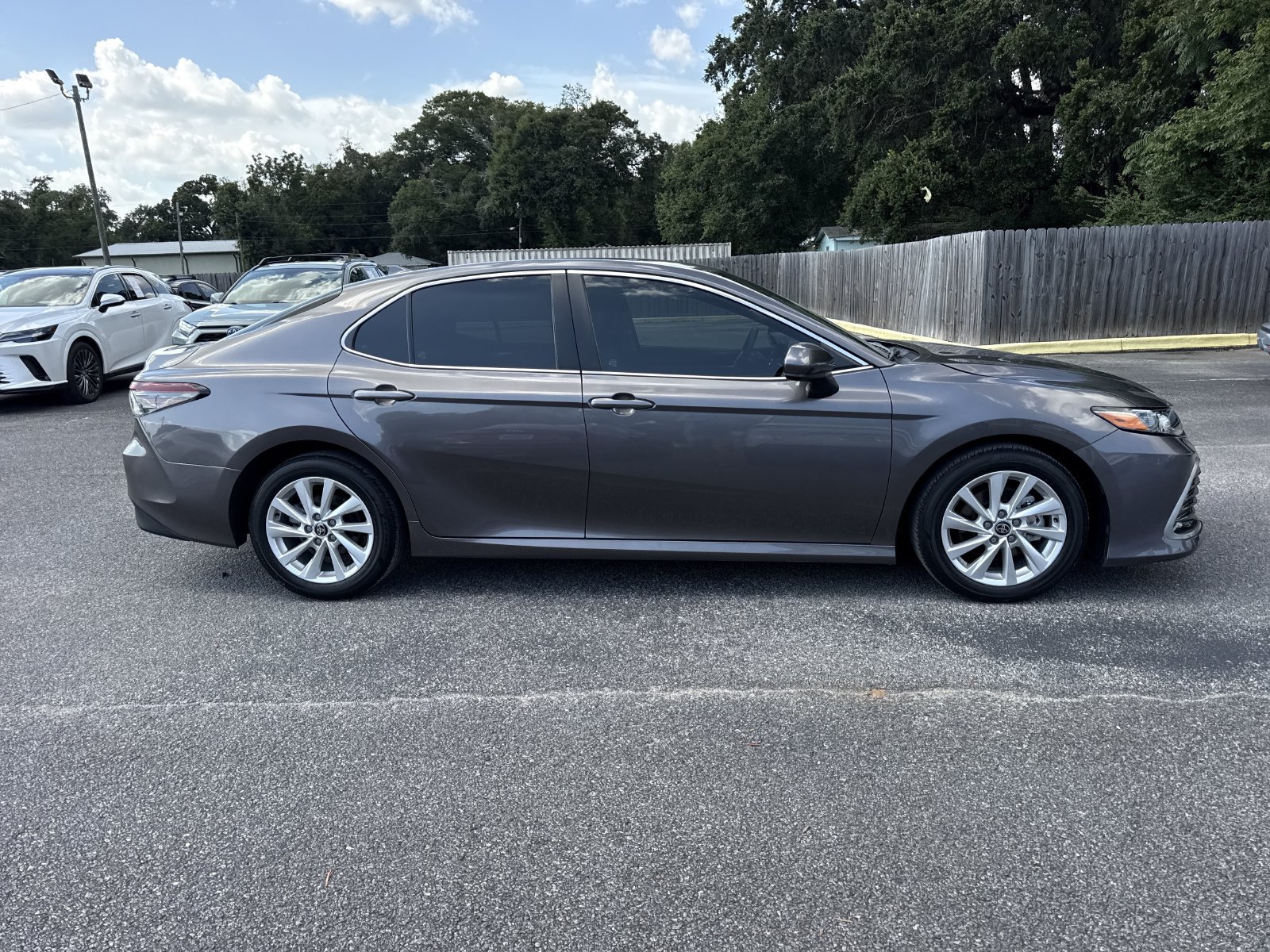 Used 2024 Toyota Camry LE FWD image 7