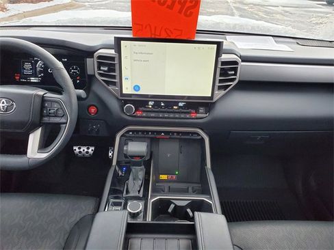 Used 2025 Toyota Tundra Limited image 15