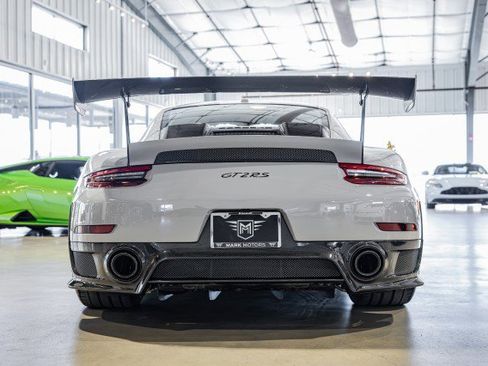 Used 2019 Porsche 911 GT2 RS w/ Weissach Package image 5