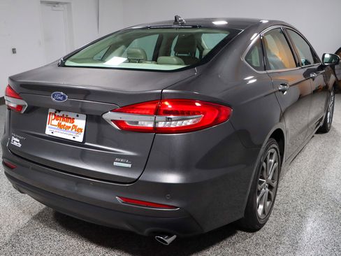 Used 2019 Ford Fusion SEL image 7