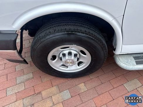 Used 2024 Chevrolet Express 2500 w/ Driver Convenience Package image 10