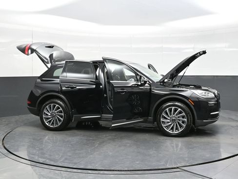 Used 2024 Lincoln Corsair Reserve w/ Equipment Group 201A AWD/4WD image 41