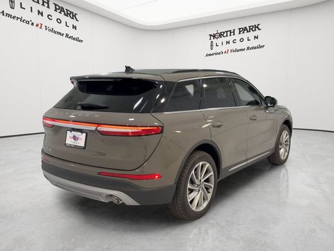 New 2026 Lincoln Corsair Premiere AWD/4WD image 9