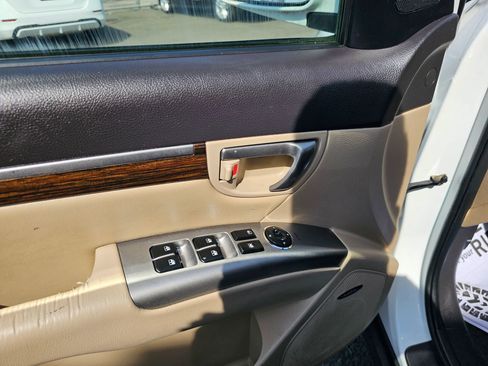 Used 2012 Hyundai Santa Fe Limited image 30