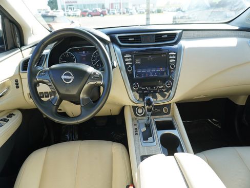 Used 2023 Nissan Murano SL w/ SL Moonroof Package image 2