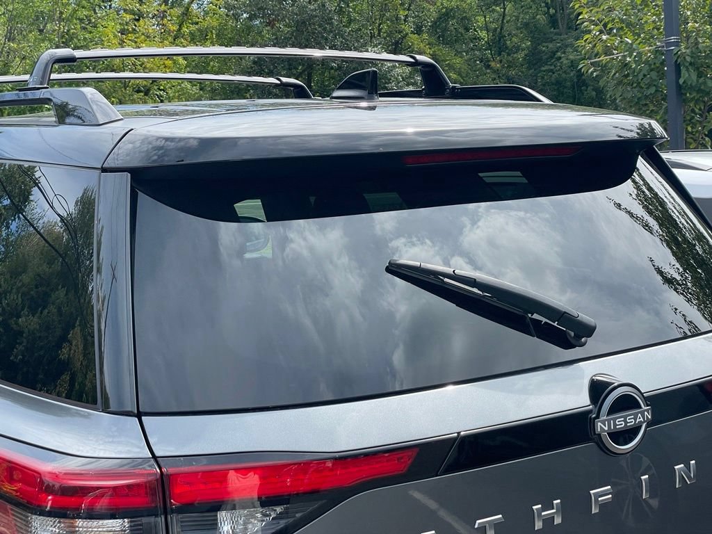 Certified 2023 Nissan Pathfinder Platinum AWD/4WD image 42