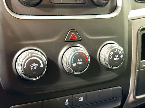 Used 2019 RAM 1500 Express image 17