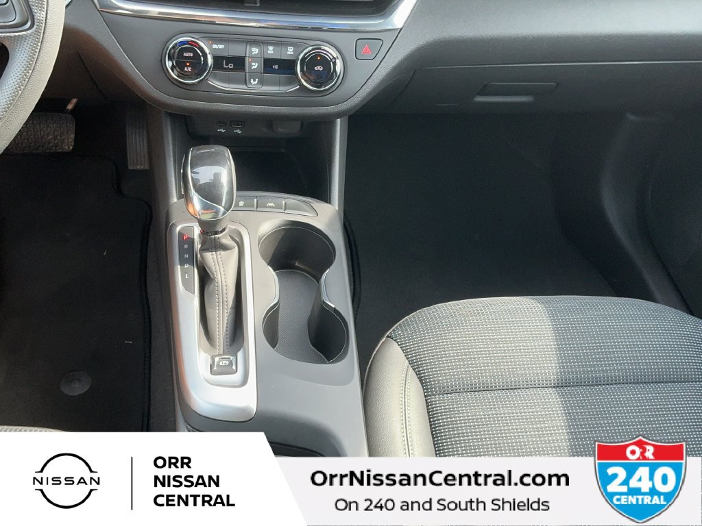 Used 2026 Buick Envista Preferred FWD image 23