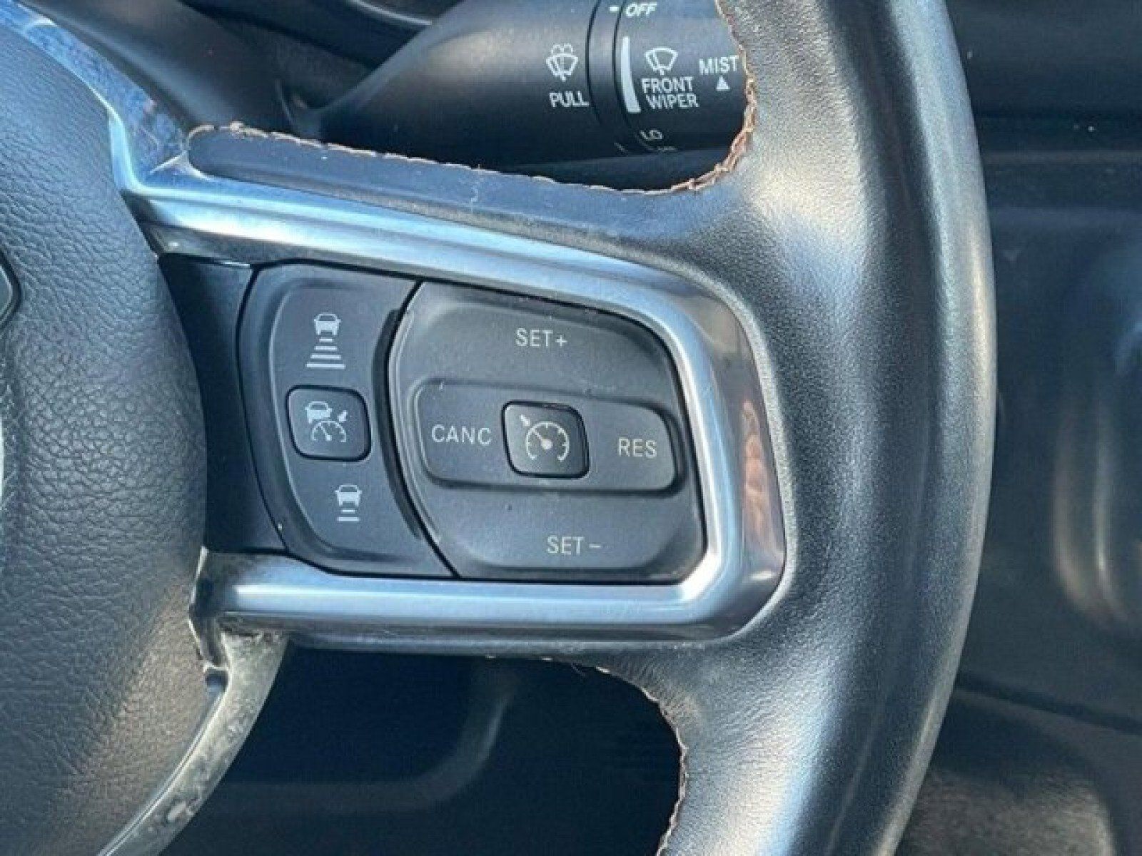 Used 2021 Jeep Gladiator Overland AWD/4WD image 21